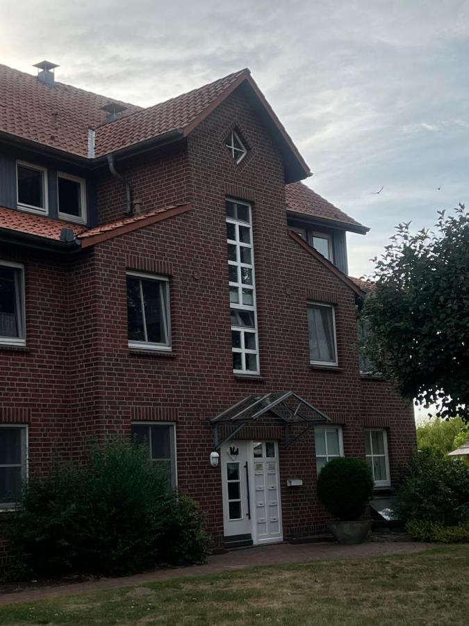 No 4 Apartment Lembruch Luaran gambar